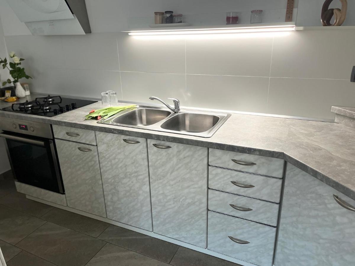 Apartma Ksela Mala Nedelja Kültér fotó
